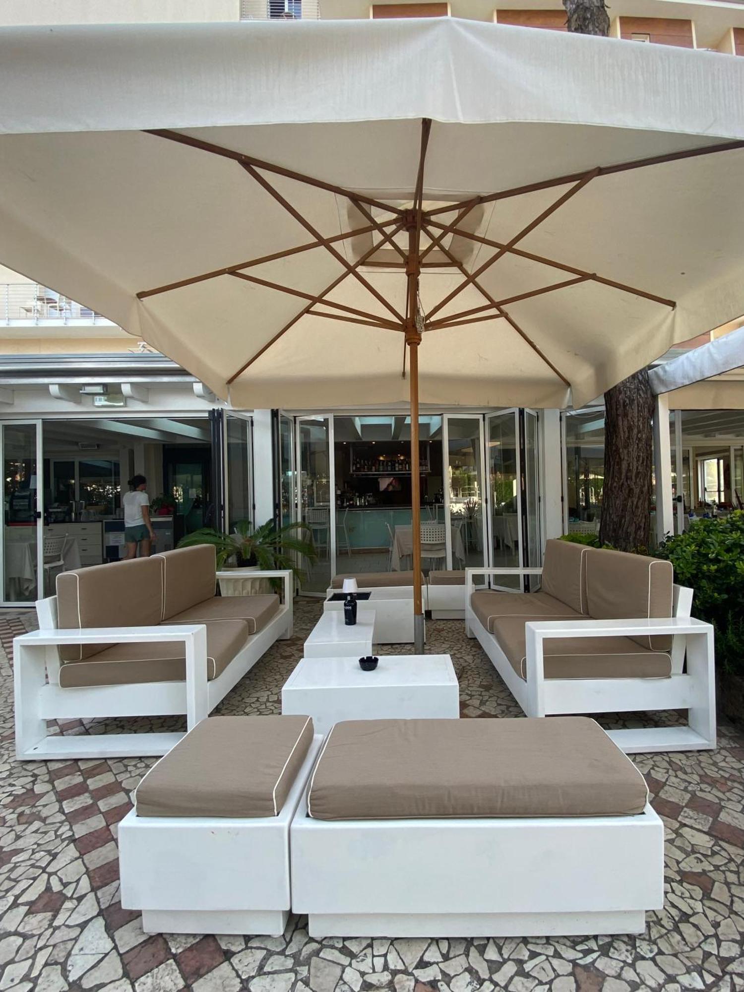 Hotel Franca Milano Marittima Exterior foto
